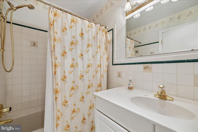 13113 CHESTNUT OAK DR, Darnestown, MD 20878