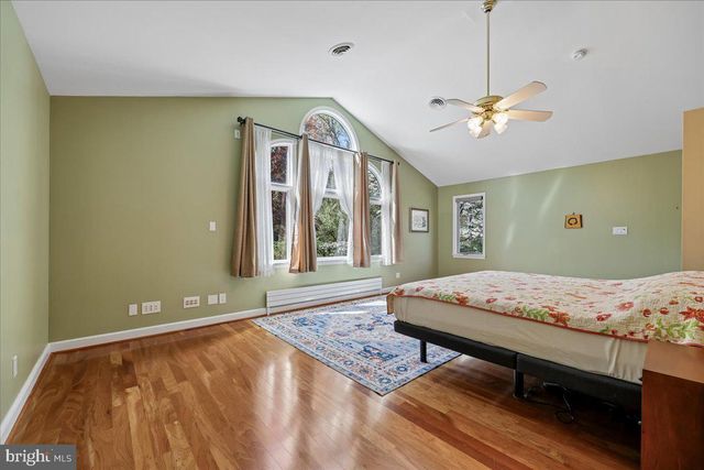 13113 CHESTNUT OAK DR, Darnestown, MD 20878