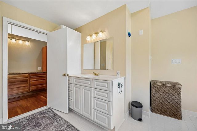 13113 CHESTNUT OAK DR, Darnestown, MD 20878