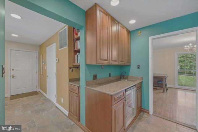 13113 CHESTNUT OAK DR, Darnestown, MD 20878