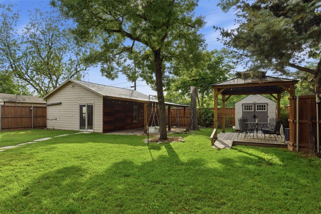 10421 Wood Dale Drive, Dallas, TX 75228