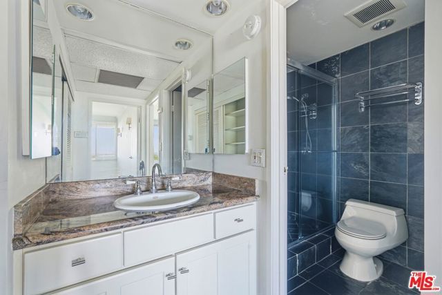 1131 Alta Loma Road 326, West Hollywood, CA 90069