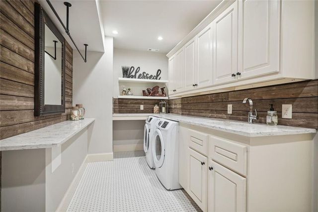 1930 Northside Drive NW, Atlanta, GA 30318