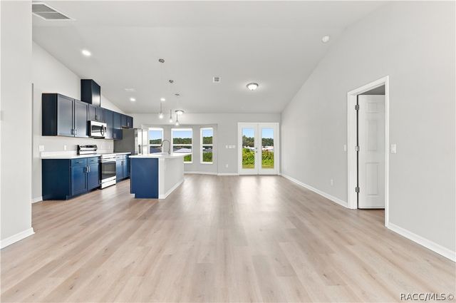 110 N Dupont Terrace, Inverness, FL 34453