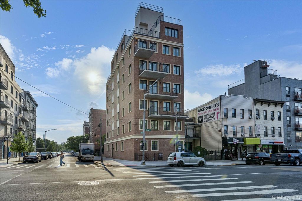 178 Throop Avenue B802, Brooklyn, NY 11206 — photo 2
