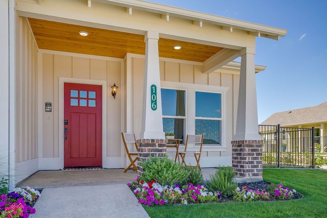 106 Cardinal Woods Court, Granbury, TX 76049