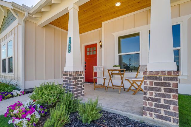 106 Cardinal Woods Court, Granbury, TX 76049