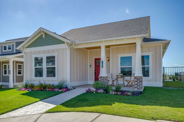 106 Cardinal Woods Court, Granbury, TX 76049