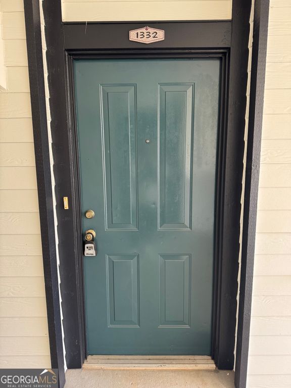 211 North Avenue 1332, Athens, GA 30601