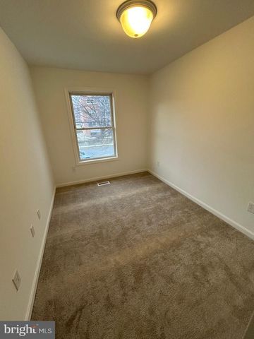 227 54TH ST NE, Washington, DC 20019