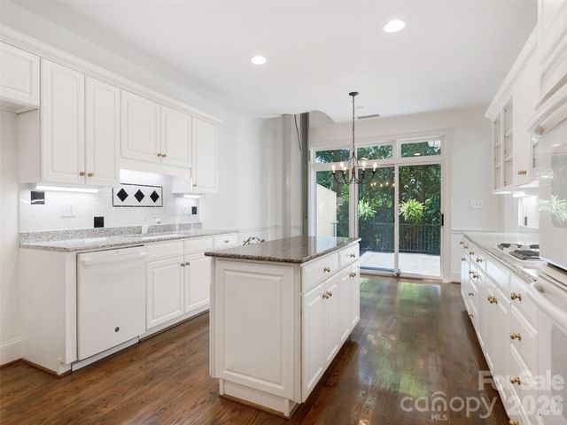 8952 Challis Hill Lane, Charlotte, NC 28226