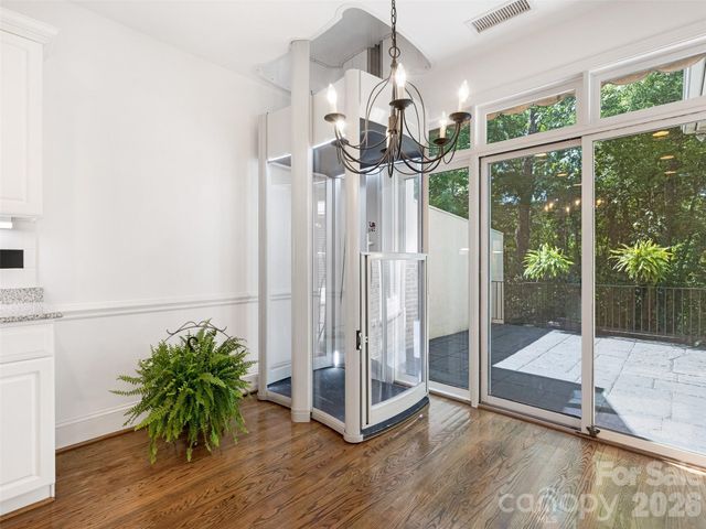 8952 Challis Hill Lane, Charlotte, NC 28226