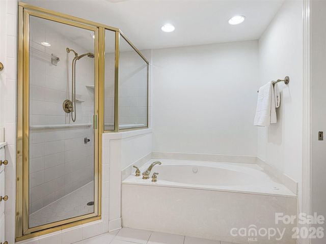 8952 Challis Hill Lane, Charlotte, NC 28226