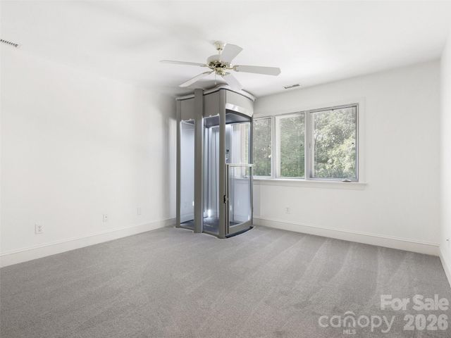 8952 Challis Hill Lane, Charlotte, NC 28226