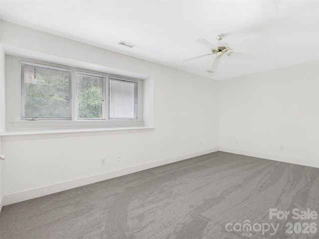 8952 Challis Hill Lane, Charlotte, NC 28226
