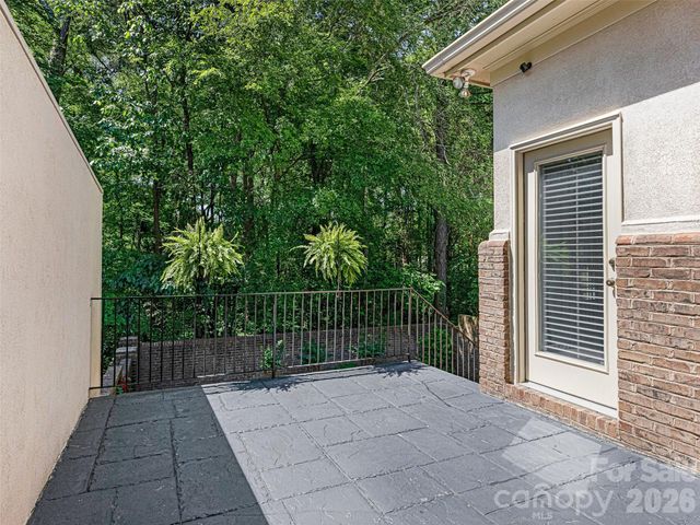 8952 Challis Hill Lane, Charlotte, NC 28226