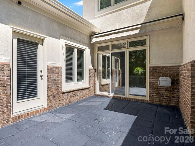 8952 Challis Hill Lane, Charlotte, NC 28226