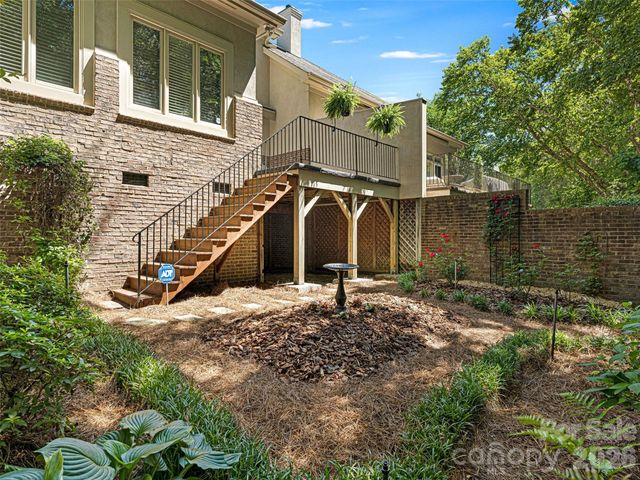 8952 Challis Hill Lane, Charlotte, NC 28226