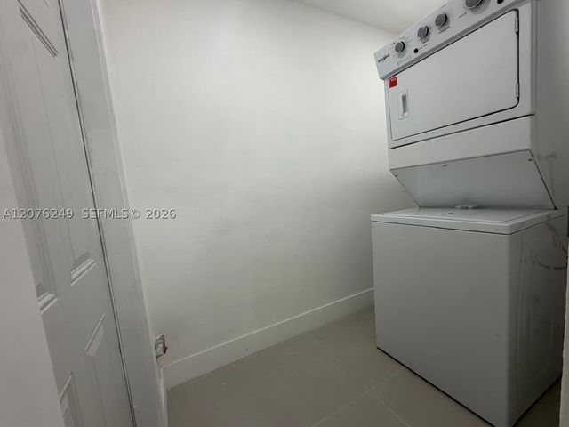 501 NW 25th Ct A, Miami, FL 33125