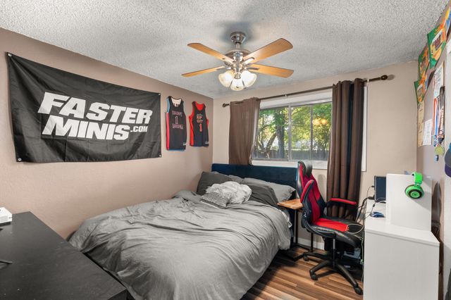 2190 Delta Waters Road, Medford, OR 97504