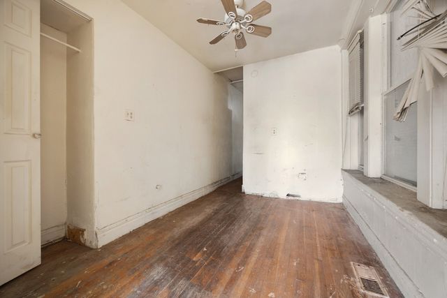 7241 S Yale Avenue, Chicago, IL 60621