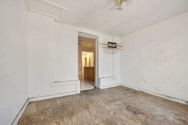 7241 S Yale Avenue, Chicago, IL 60621