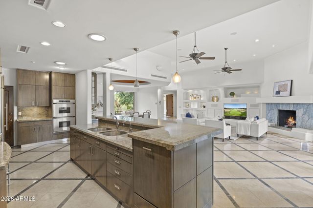 8130 E WILLIAMS Drive, Scottsdale, AZ 85255