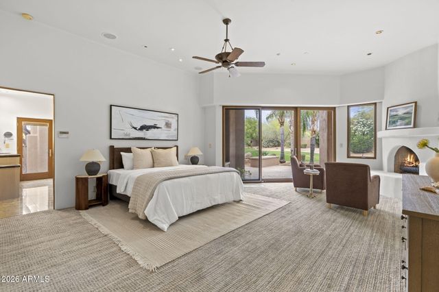 8130 E WILLIAMS Drive, Scottsdale, AZ 85255