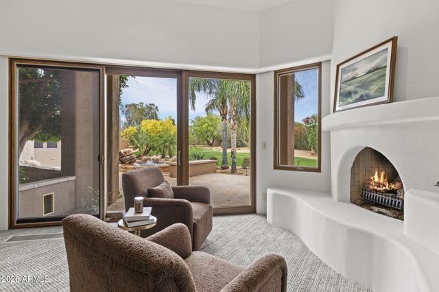 8130 E WILLIAMS Drive, Scottsdale, AZ 85255