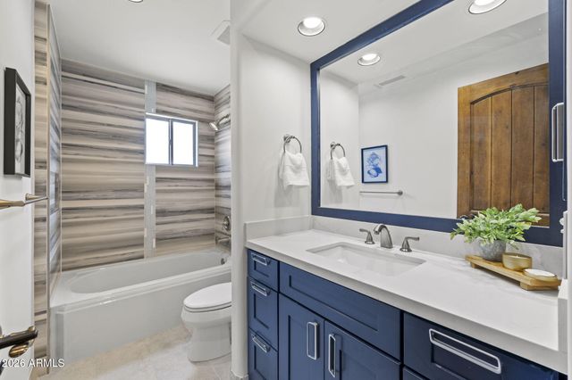 8130 E WILLIAMS Drive, Scottsdale, AZ 85255