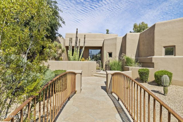 8130 E WILLIAMS Drive, Scottsdale, AZ 85255