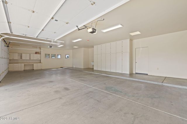 8130 E WILLIAMS Drive, Scottsdale, AZ 85255