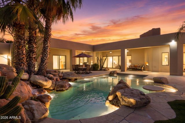 8130 E WILLIAMS Drive, Scottsdale, AZ 85255