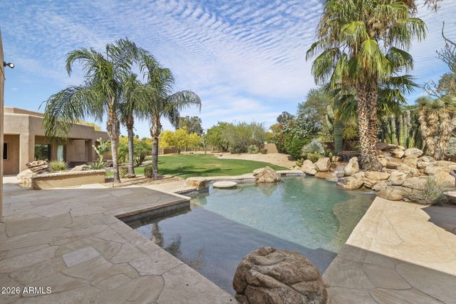 8130 E WILLIAMS Drive, Scottsdale, AZ 85255