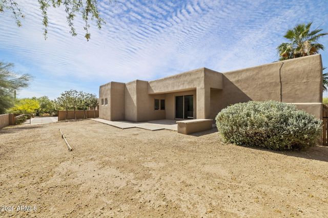 8130 E WILLIAMS Drive, Scottsdale, AZ 85255