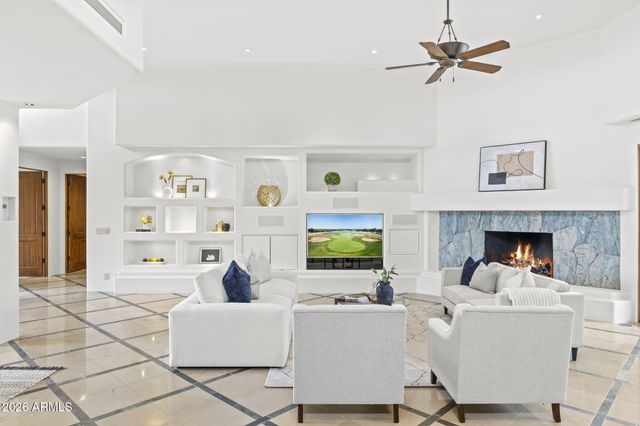 8130 E WILLIAMS Drive, Scottsdale, AZ 85255