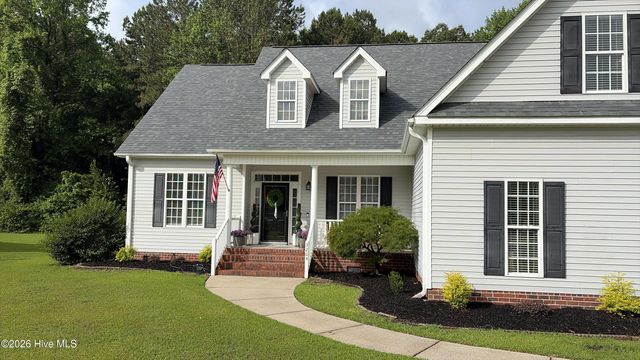 3204 Misty Pines Road, Greenville, NC 27858