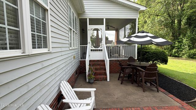 3204 Misty Pines Road, Greenville, NC 27858