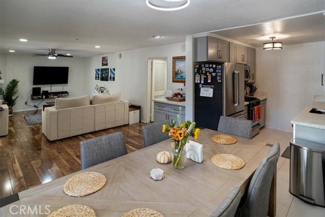 11044 Acama, North Hollywood (los Angeles), CA 91602