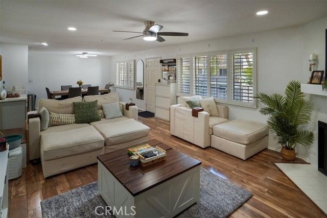 11044 Acama, North Hollywood (los Angeles), CA 91602