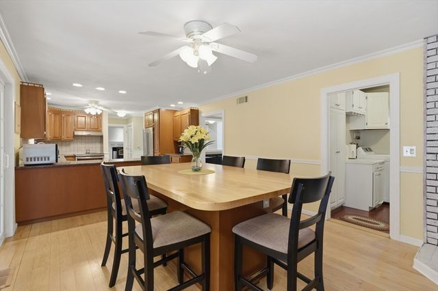 73 West Street, Pepperell, MA 01463