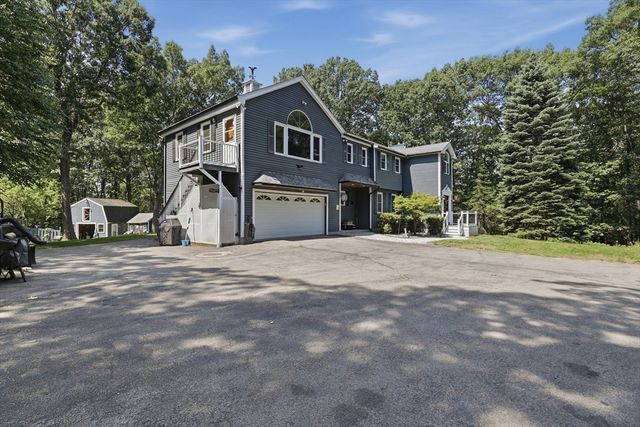 73 West Street, Pepperell, MA 01463