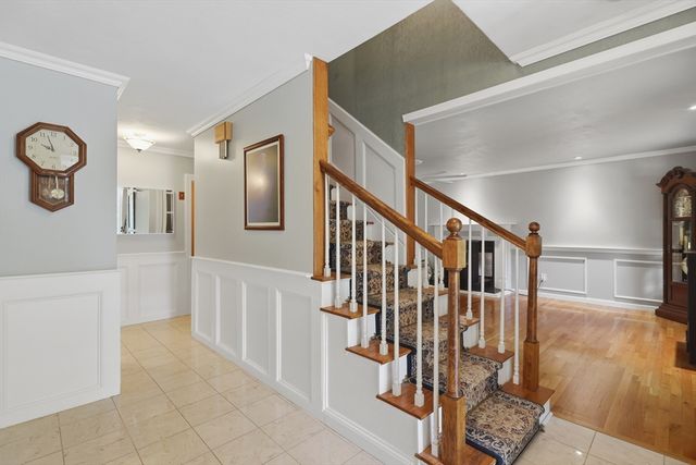 73 West Street, Pepperell, MA 01463