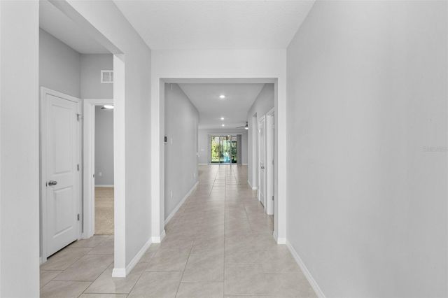 8635 BOWER BASS CIRCLE, Wesley Chapel, FL 33545