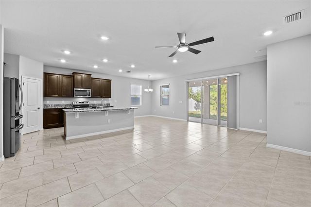 8635 BOWER BASS CIRCLE, Wesley Chapel, FL 33545