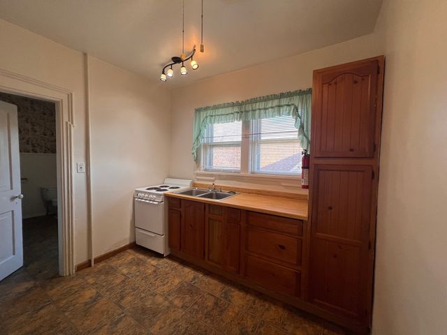 905 4th Street, Lasalle, IL 61301