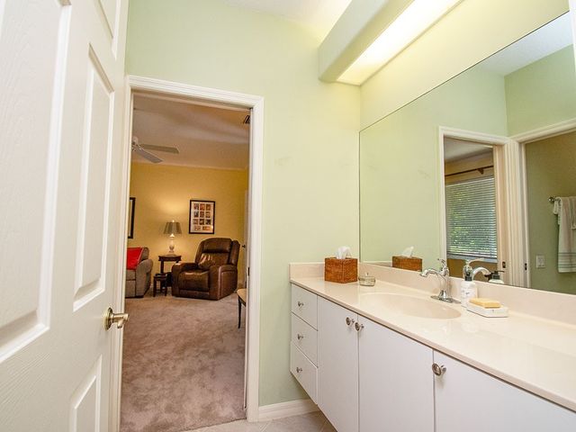 5450 Camino Real Lane, Vero Beach, FL 32967
