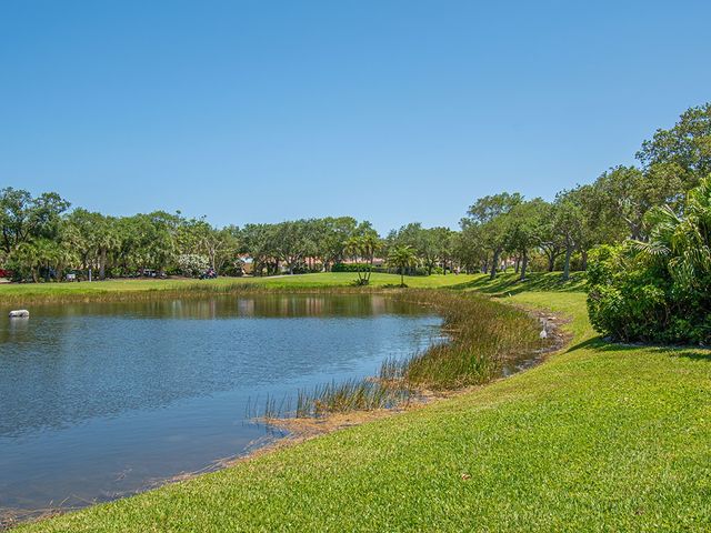 5450 Camino Real Lane, Vero Beach, FL 32967