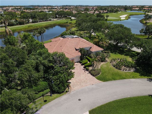 5450 Camino Real Lane, Vero Beach, FL 32967