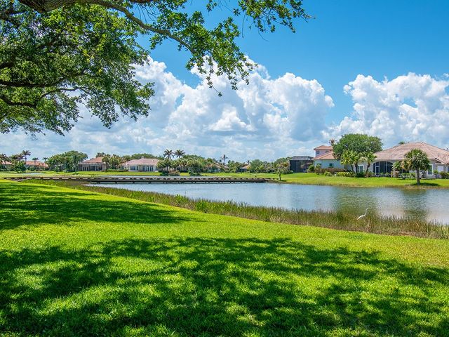 5450 Camino Real Lane, Vero Beach, FL 32967